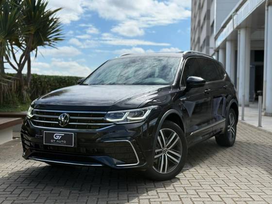 VOLKSWAGEN TIGUAN 2.0 300 TSI GASOLINA ALLSPACE R-LINE AUTOMÁTICO VOLKSWAGEN TIGUAN 2.0 300 TSI GASOLINA ALLSPACE R-LINE AUTOMÁTICO